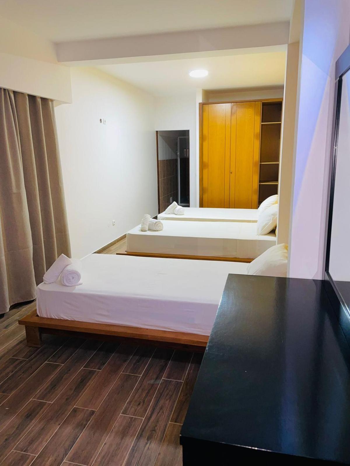 Residencial Sol Point Art Bed and Breakfast Ponta Do Sol Exteriör bild