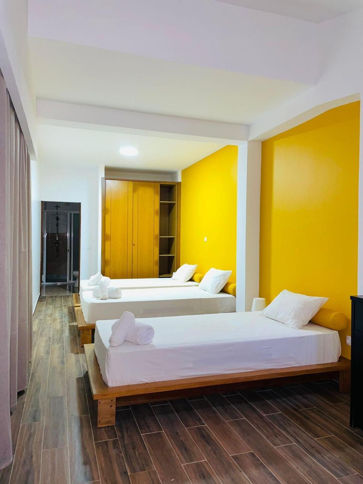Residencial Sol Point Art Bed and Breakfast Ponta Do Sol Exteriör bild