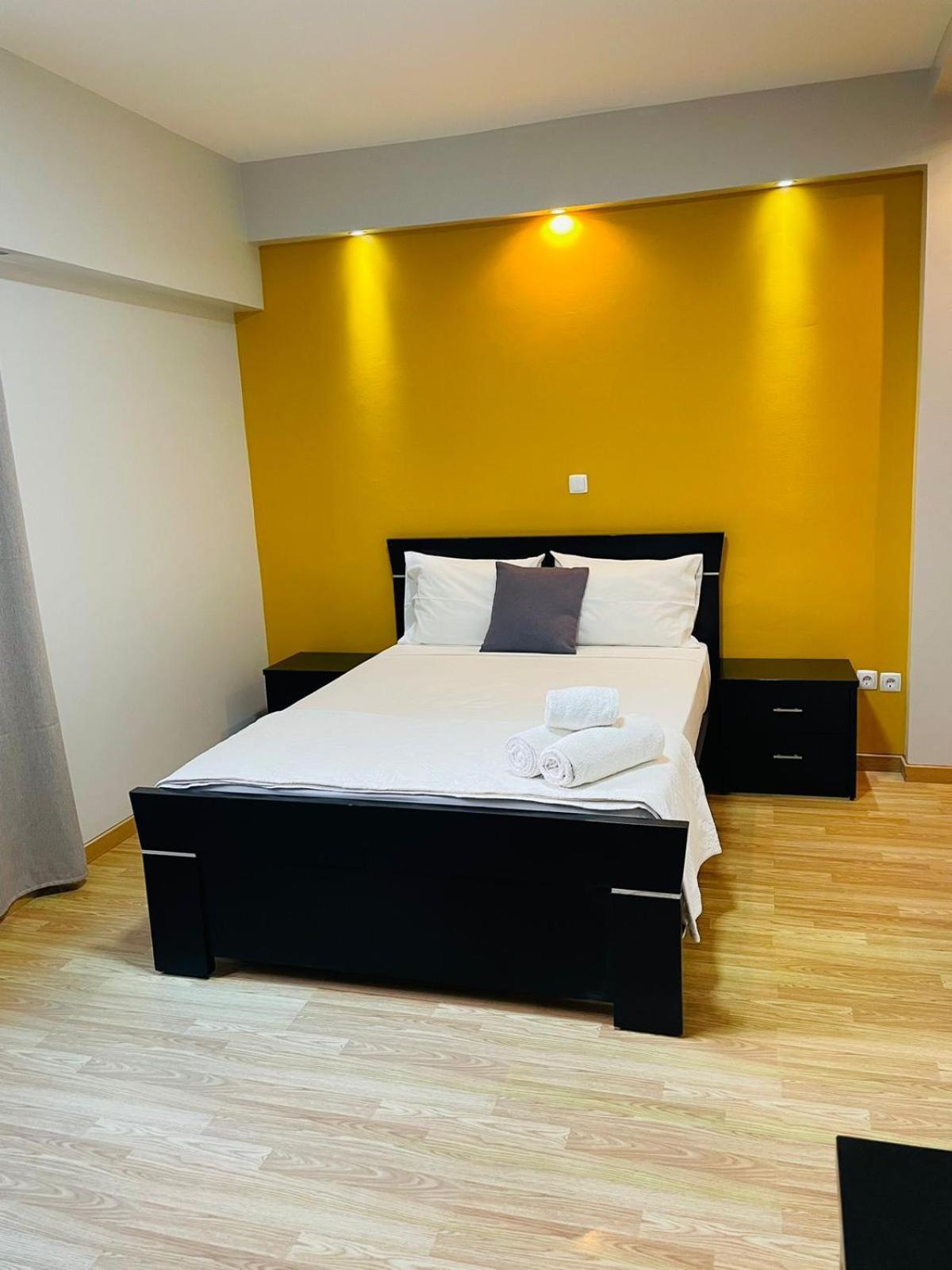 Residencial Sol Point Art Bed and Breakfast Ponta Do Sol Exteriör bild